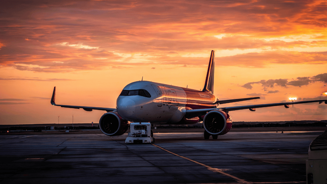 Avion sur une piste